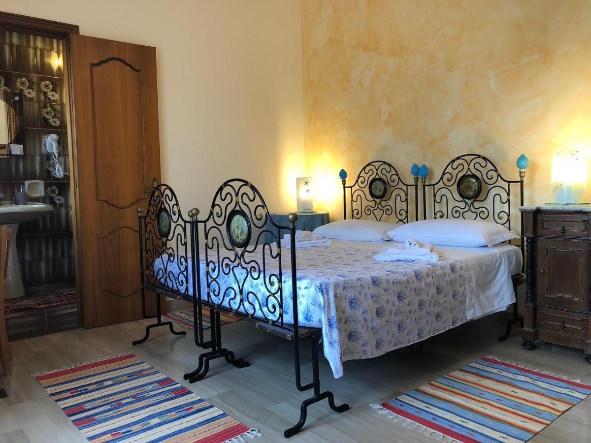 Giardino Sul Mare Bed & Breakfast Patti Exterior photo