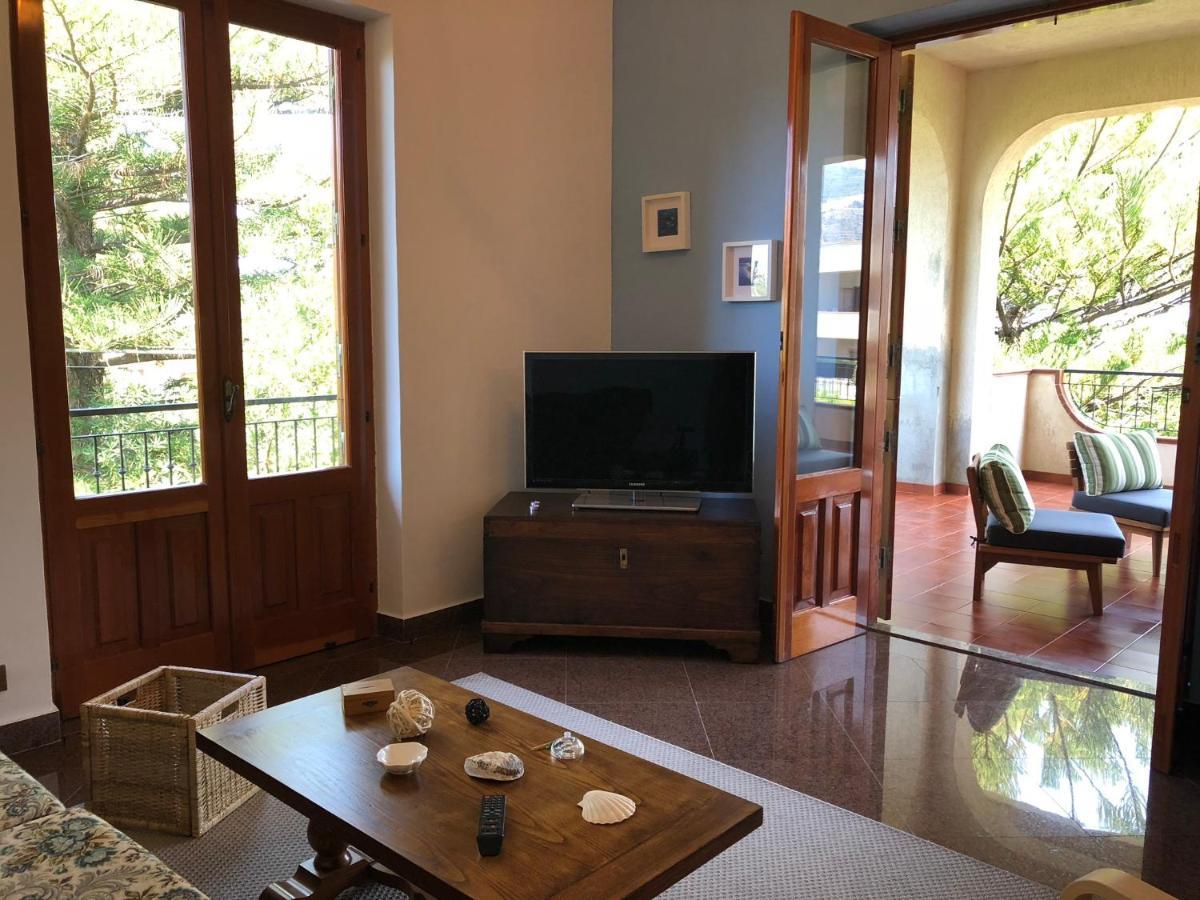 Giardino Sul Mare Bed & Breakfast Patti Exterior photo